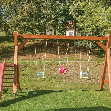 Two-bedroom Holiday In Liptovský Trnovec