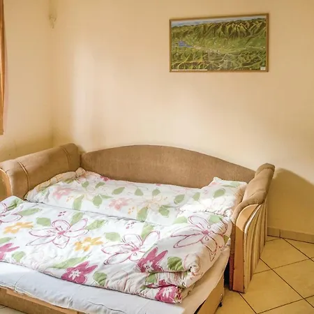 Two-bedroom Holiday In Liptovský Trnovec
